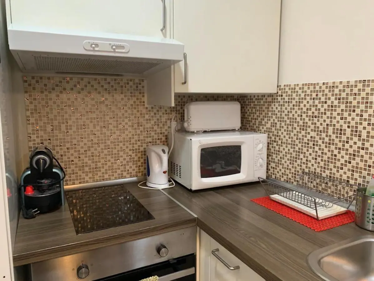 Nice Apartment Close To Park Guell1 Barcelona